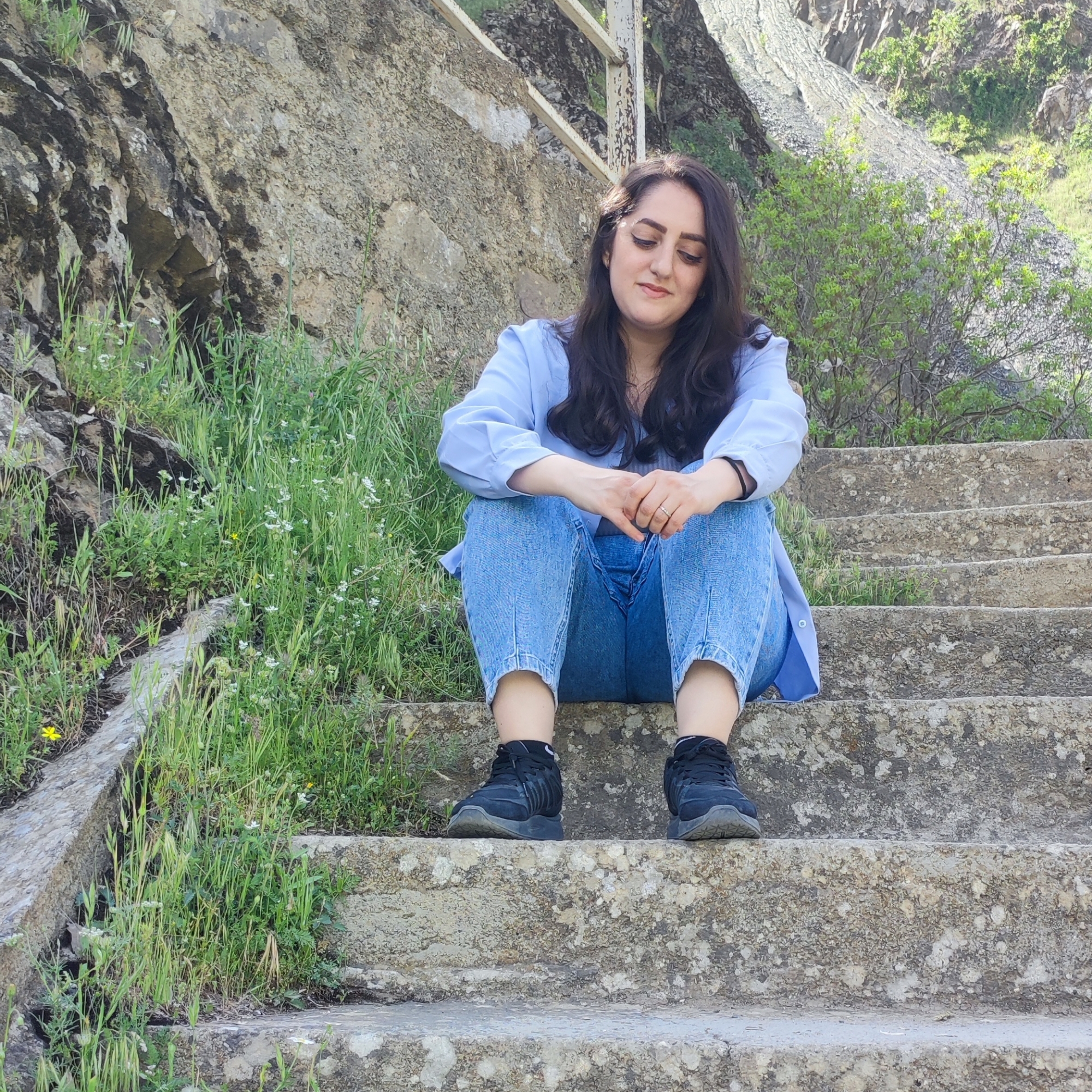 Zohreh🎩🌈 pfp