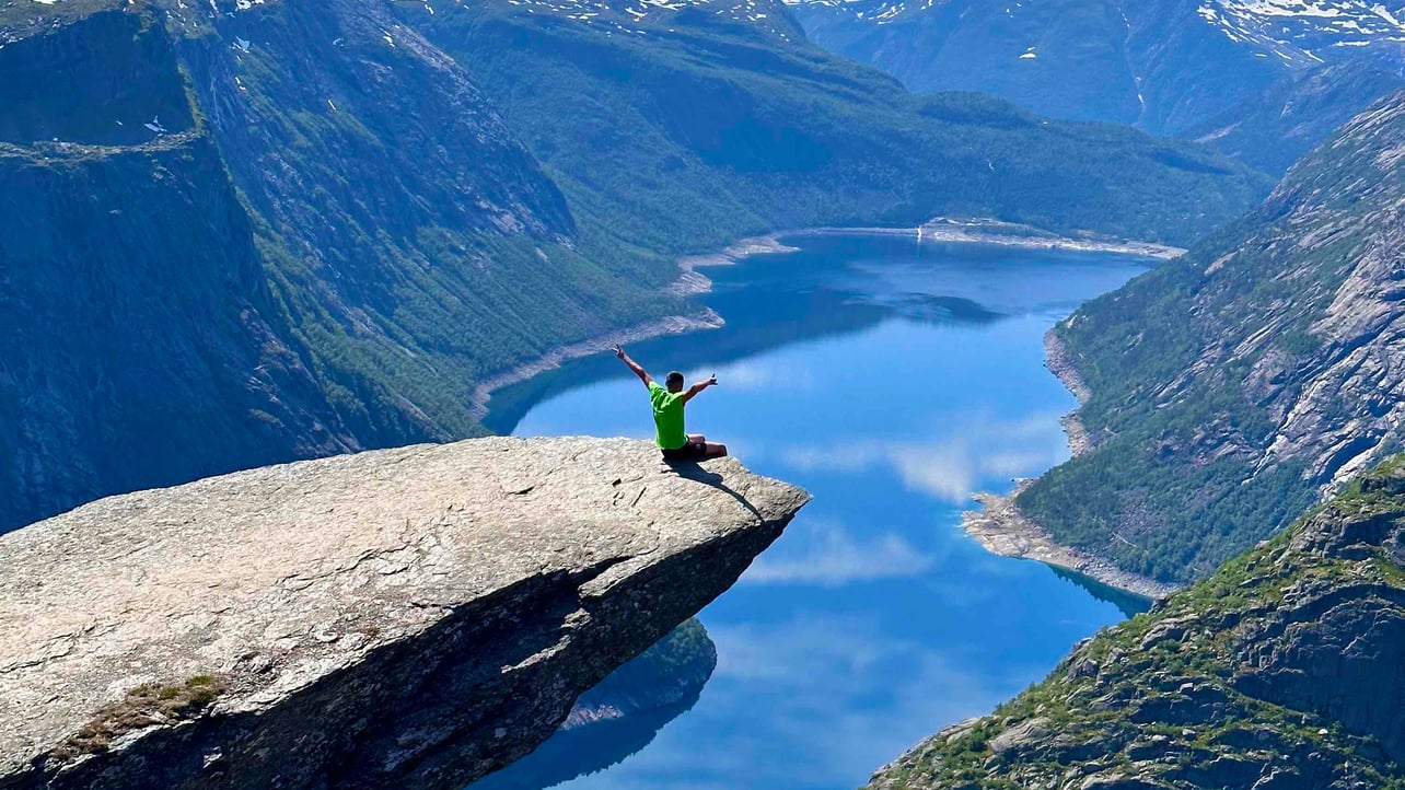 Dmytro Kovalevskyi base.eth