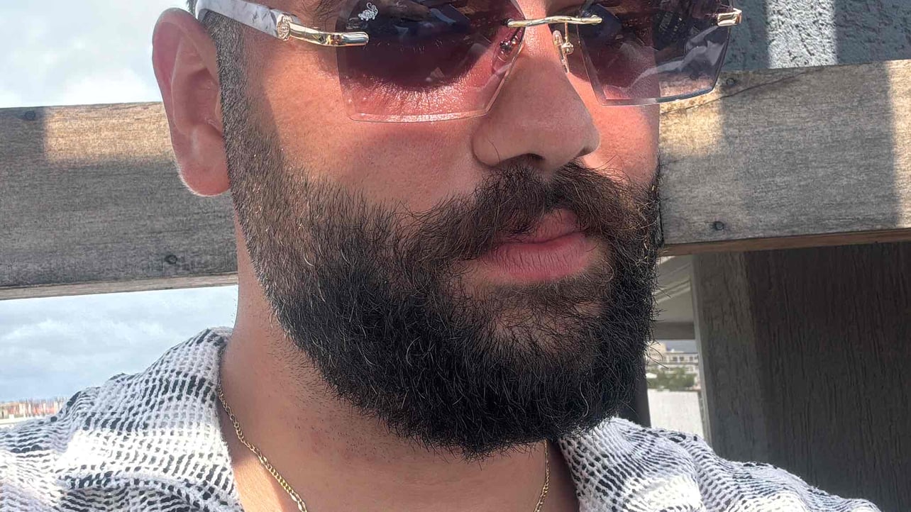 Me After 5pm (meafter5pm) Farcaster social identity (Fname handle) PFP