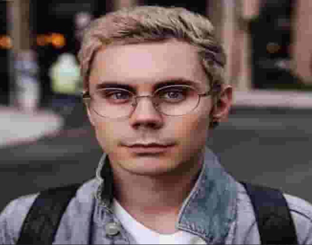 Smart guy with glasses download pfp