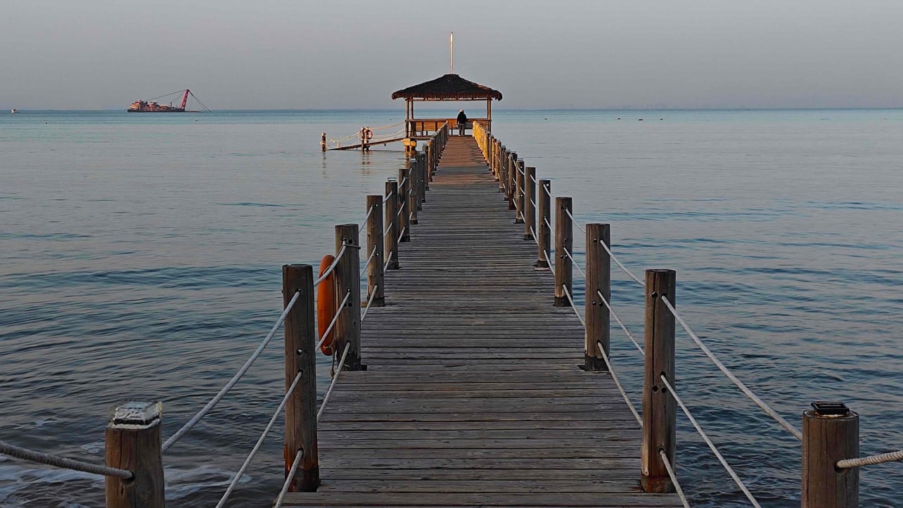 Background (tric) Farcaster social identity (Fname handle) PFP