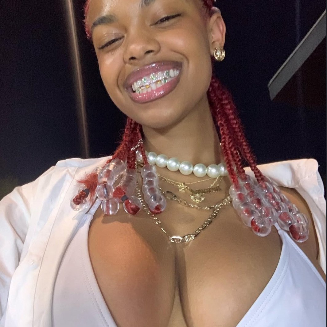 J🦋 pfp