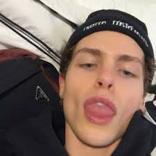 jsnwbwhwn.lens Lens social identity (.lens handle) PFP