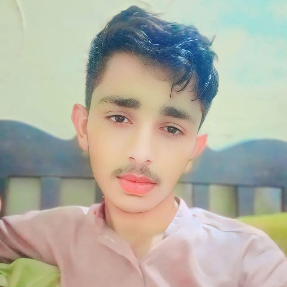 AB_____❤️🤌's Farcaster avatar