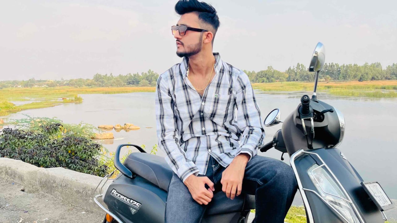 Faiz Khan pfp