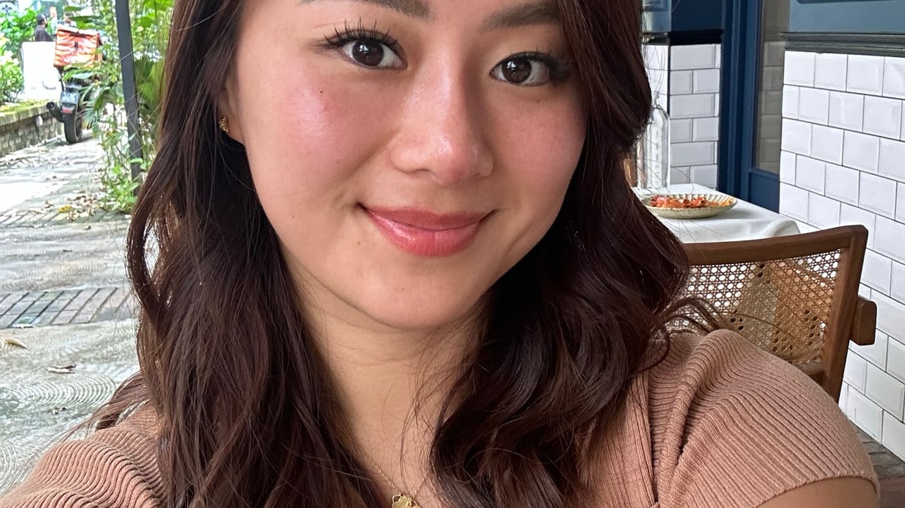 Elvi Thio pfp