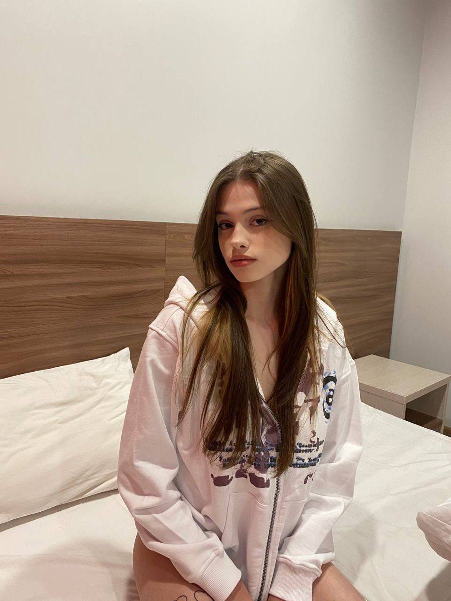 Isabella Johnson pfp