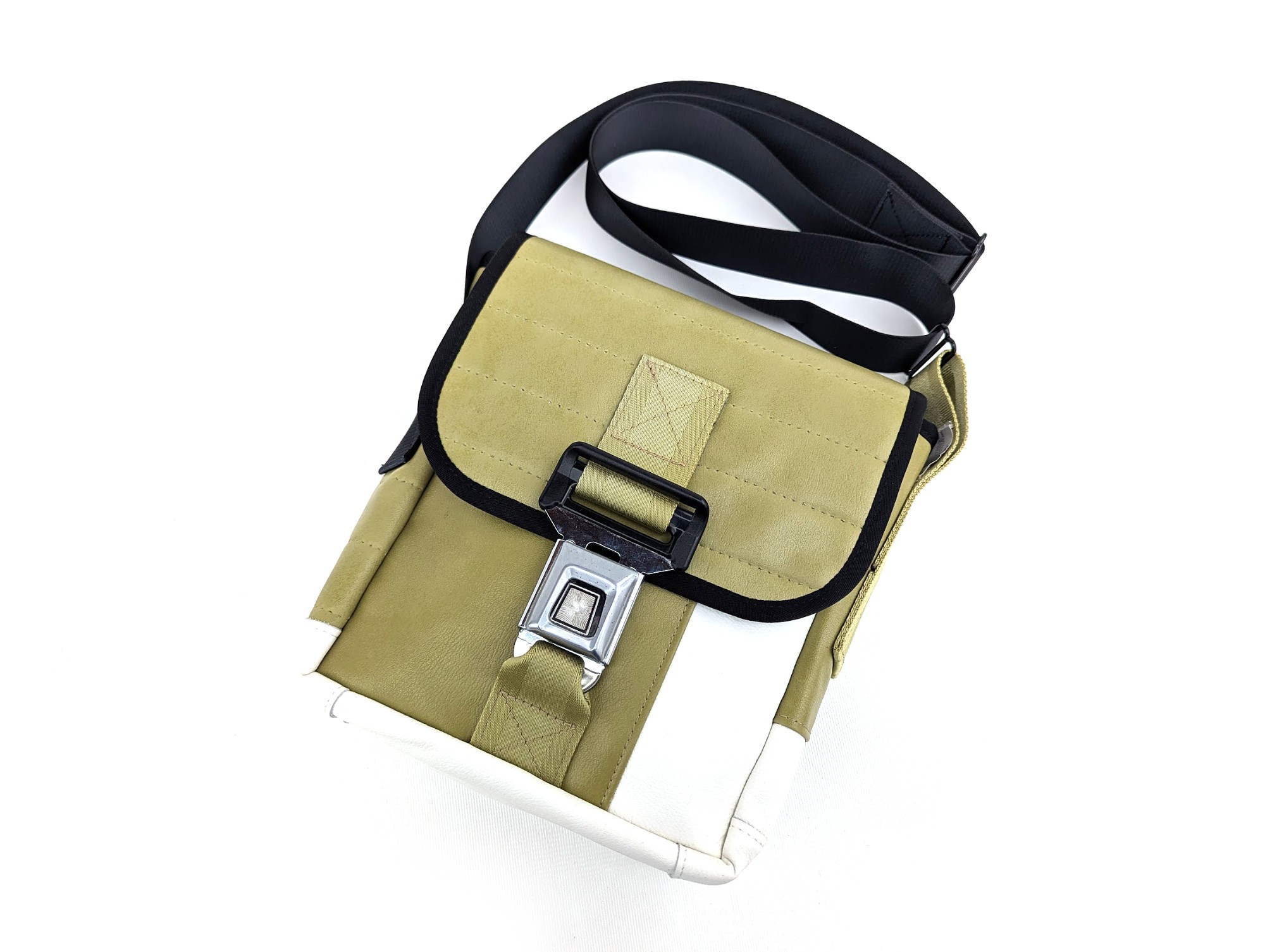 Embed from @uniqueobject