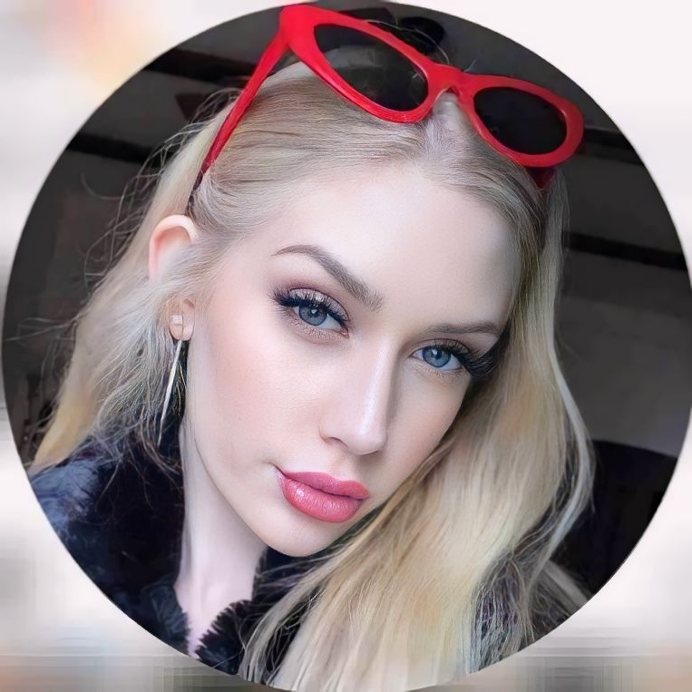 Rose pfp