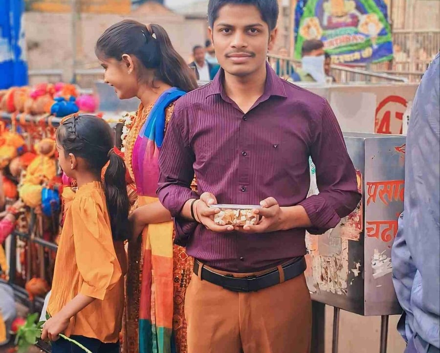 Ravikant Sah pfp