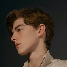Ophelia Rosalind pfp