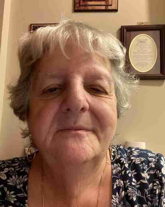 Ms Josephine Parker (patricia14) Farcaster social identity (Fname handle) PFP