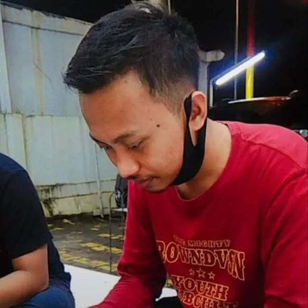 Zhuma pfp