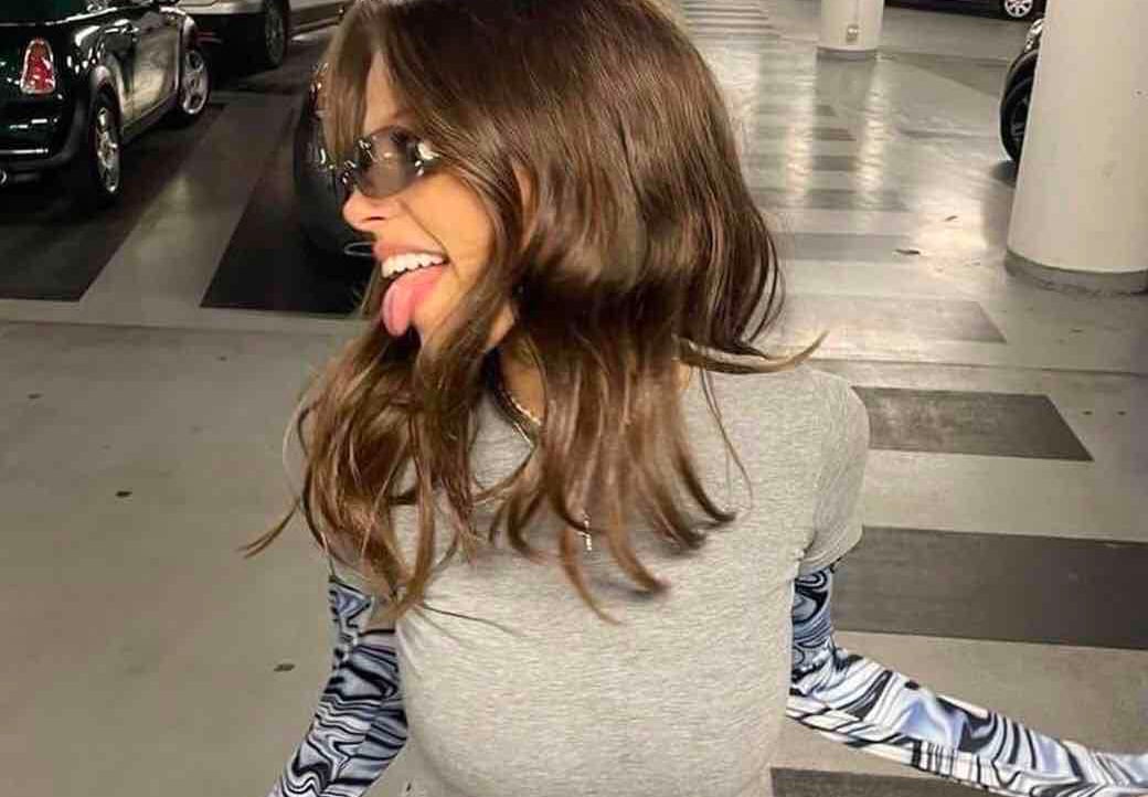 lara-bellamy Farcaster social identity (Fname handle) PFP