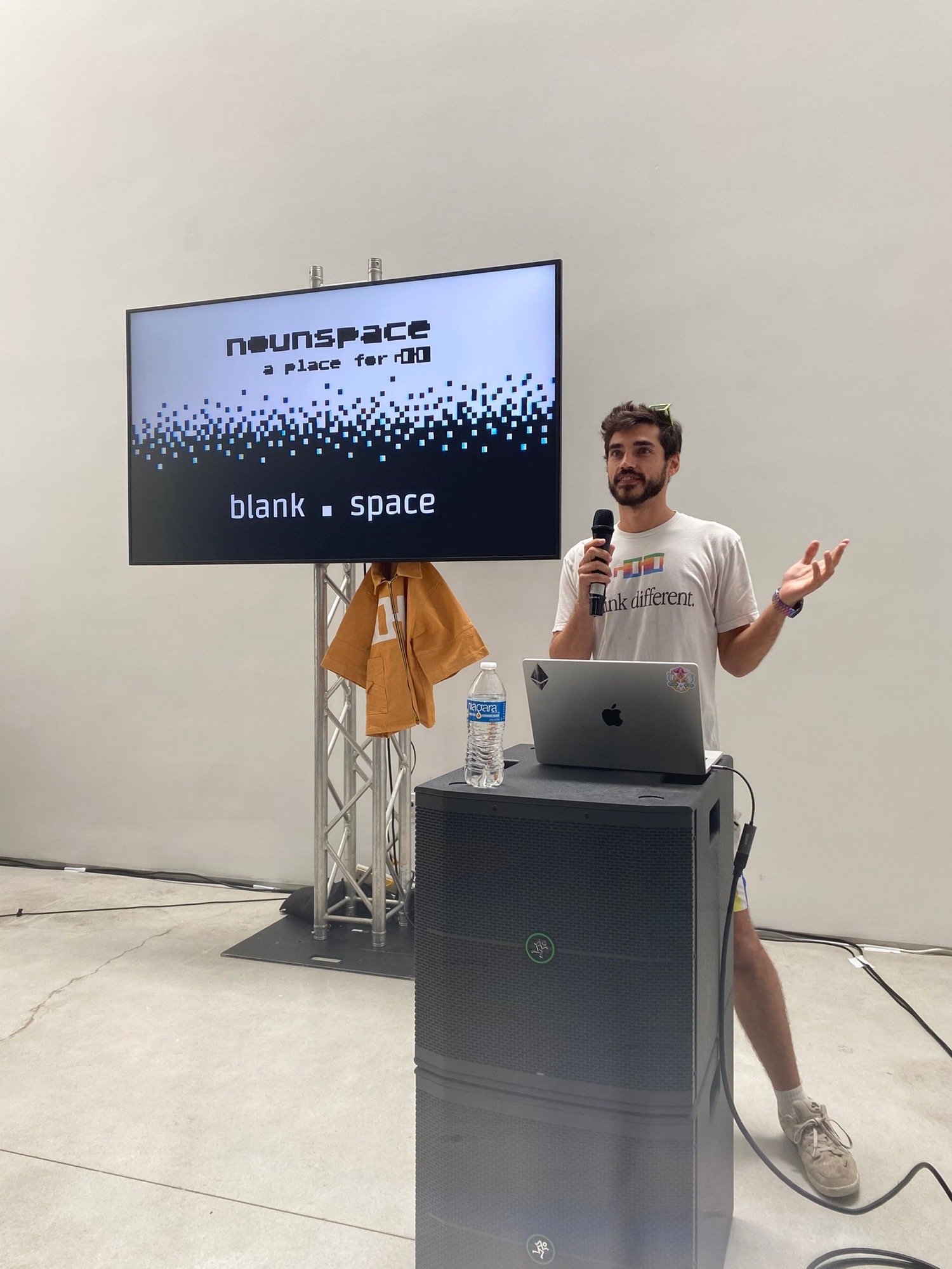 Embed from @willywonka.eth