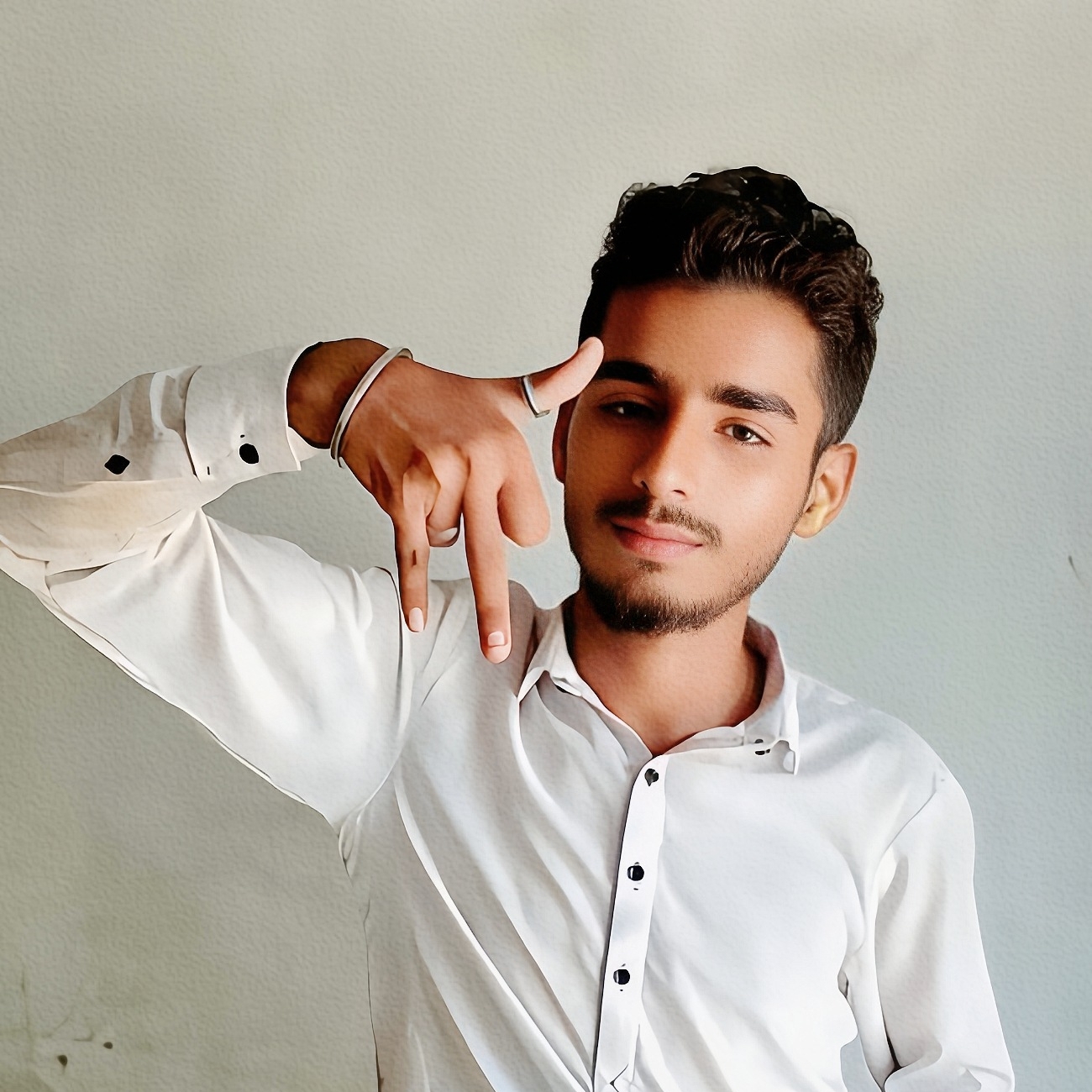 Ghani🎩🍖⚡🎭✨ pfp