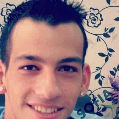 Nikos ⛓️ (glitta) Farcaster social identity (Fname handle) PFP