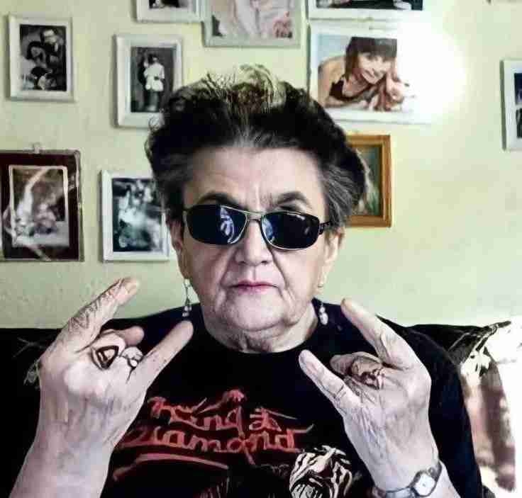METALYTI pfp