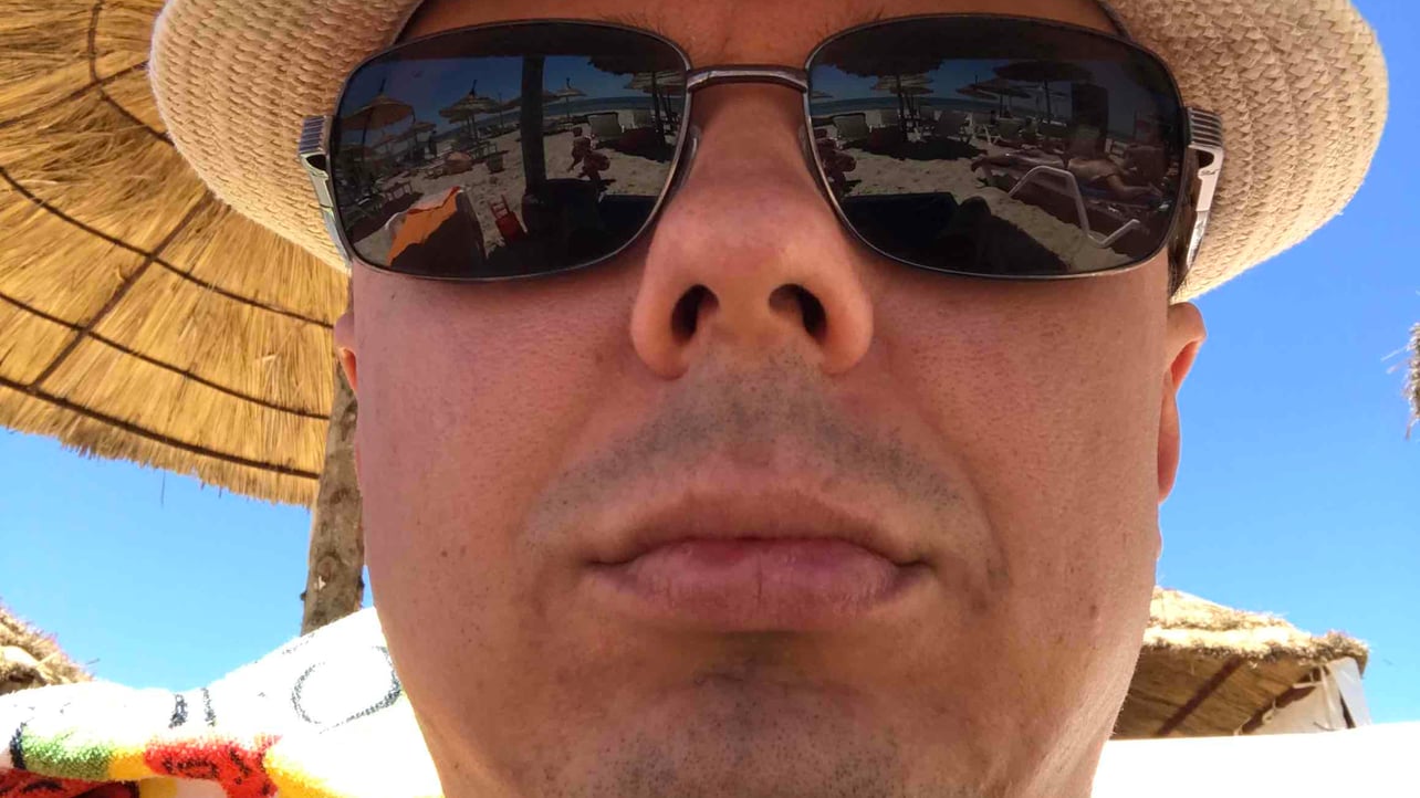 AVL (avlavl.lens) Lens social identity (.lens handle) PFP