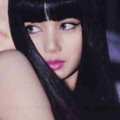 blackpink fan account
's Farcaster avatar