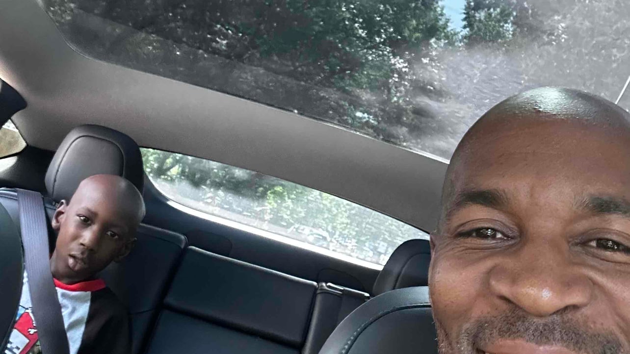 Rashidi  (rashidi) Farcaster social identity (Fname handle) PFP