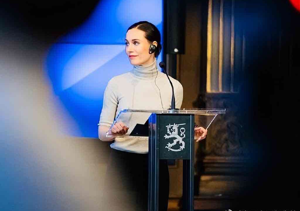 funk (webbhalthy) Farcaster social identity (Fname handle) PFP