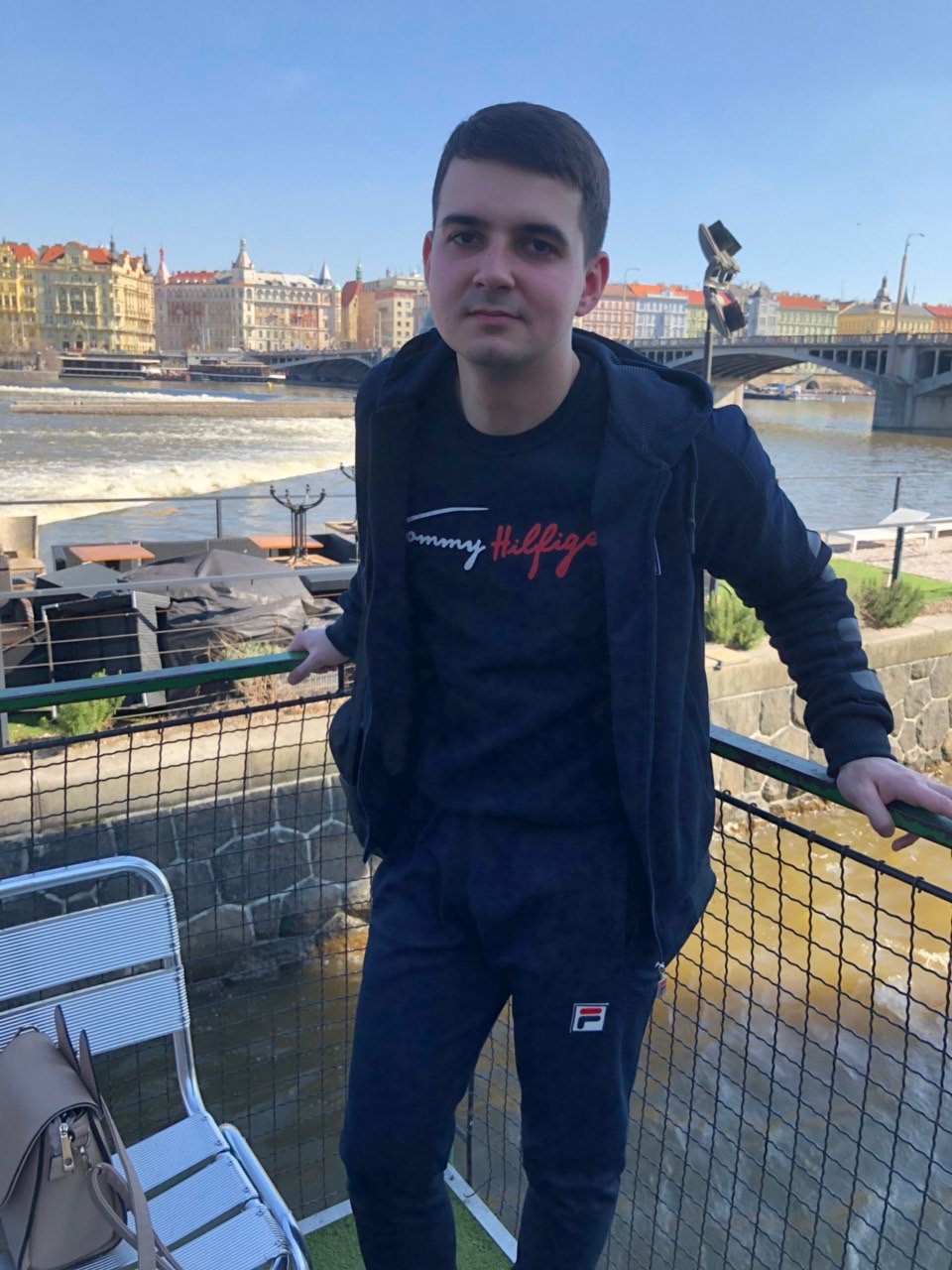 Rostyslav pfp