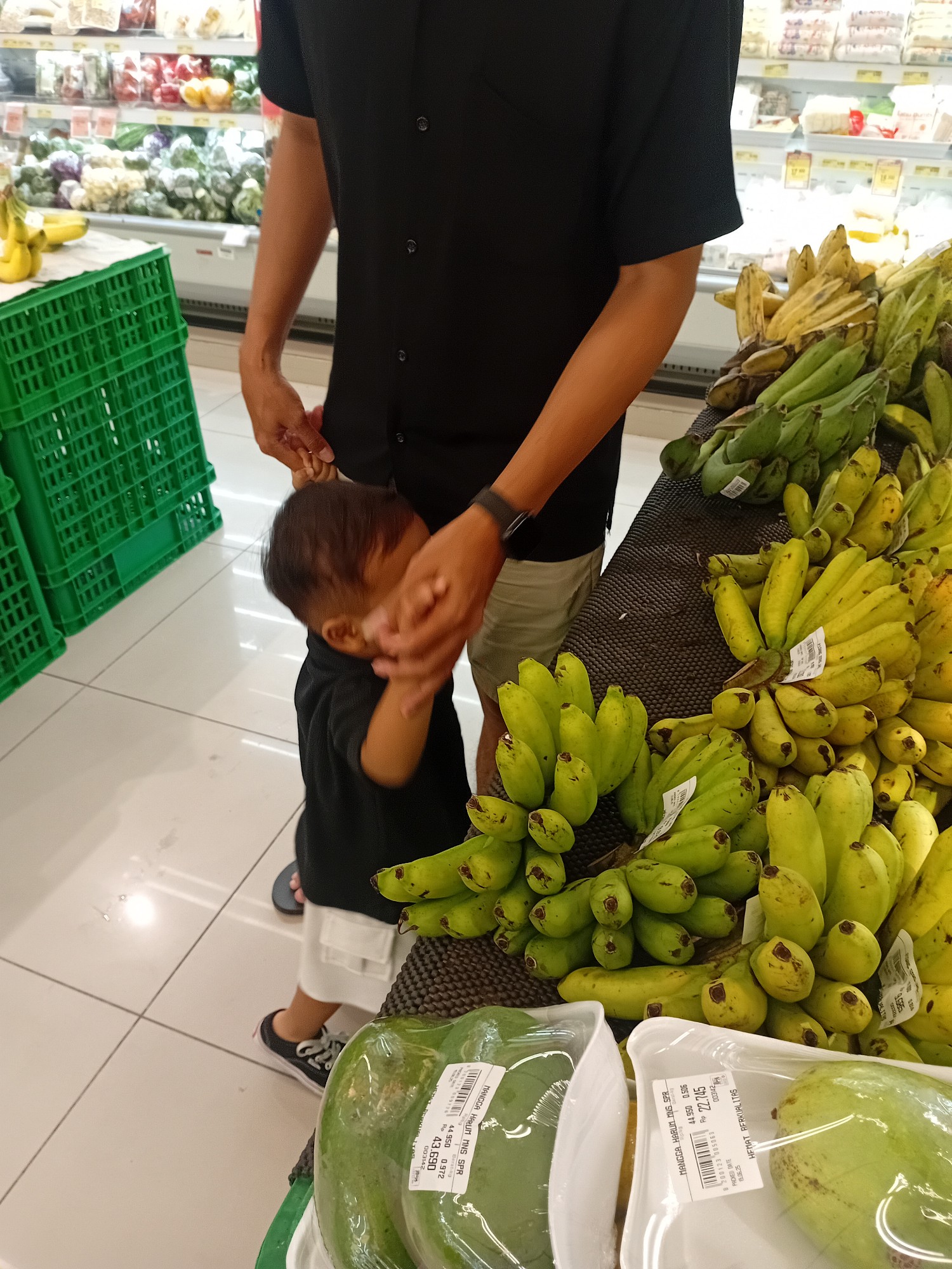 SHOPPING BANANA