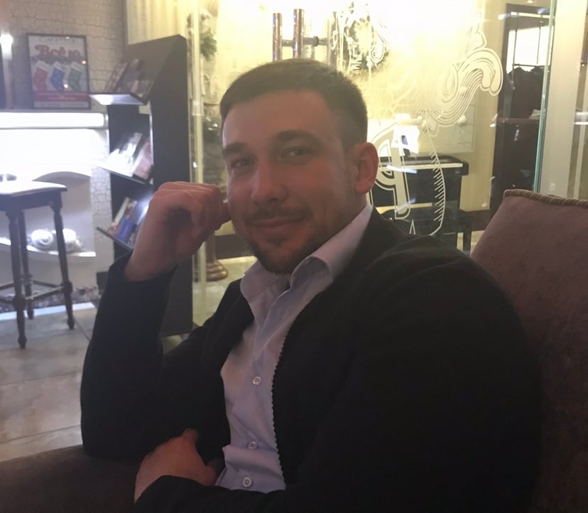 Aleksandr"base.eth" (hitman12388) Farcaster social identity (Fname handle) PFP