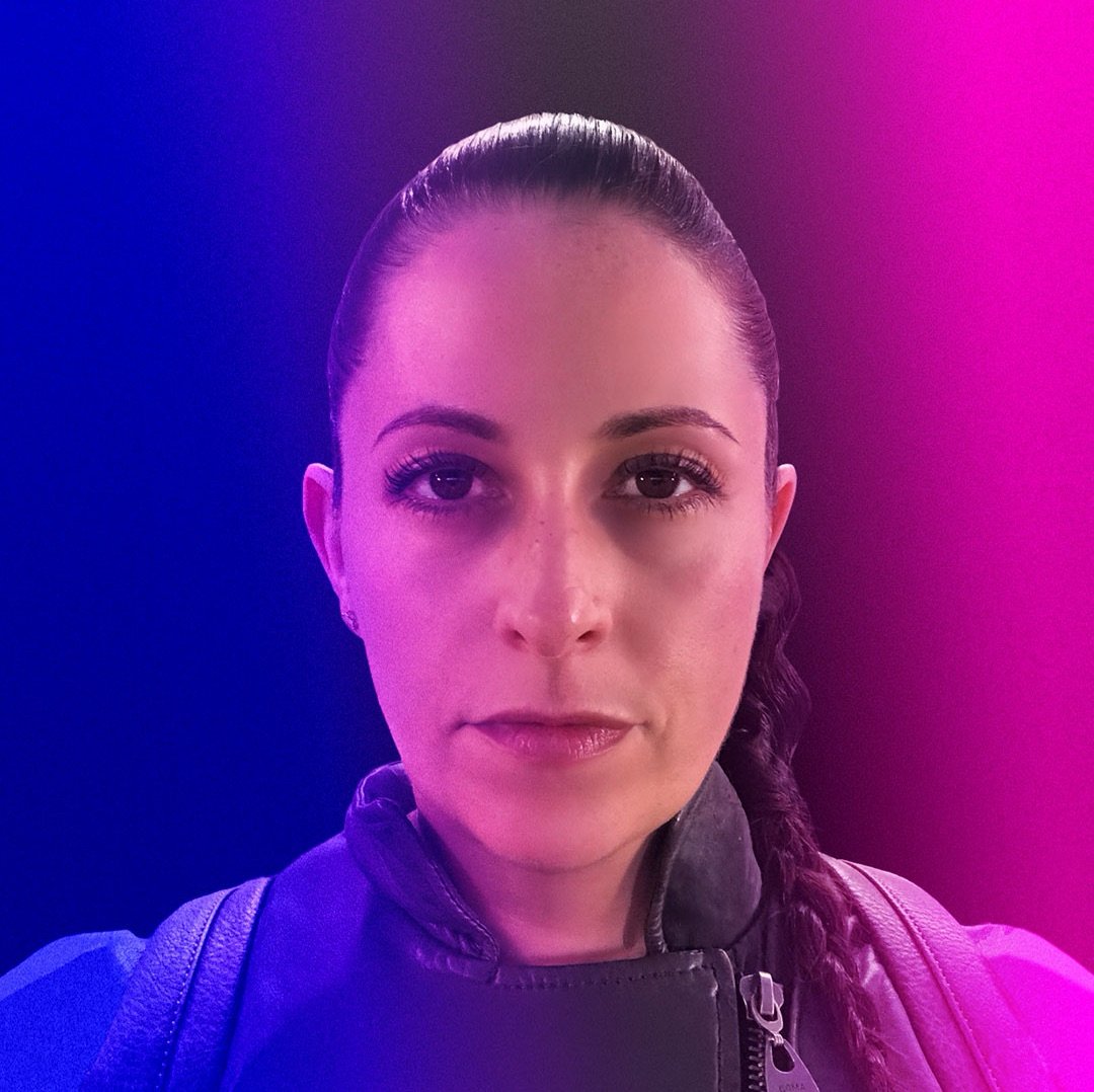 M A D X pfp