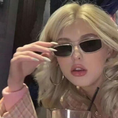 whists pfp