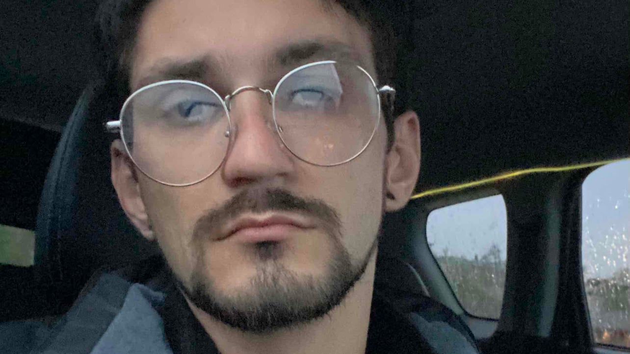 Danny (hvnk) Farcaster social identity (Fname handle) PFP