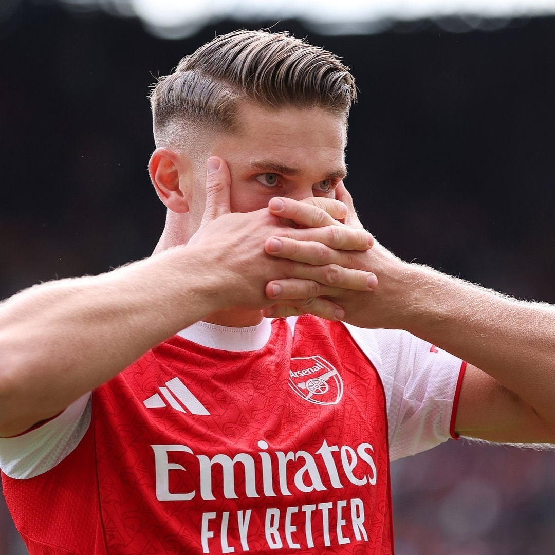 4:20 (weedny) Farcaster social identity (Fname handle) PFP