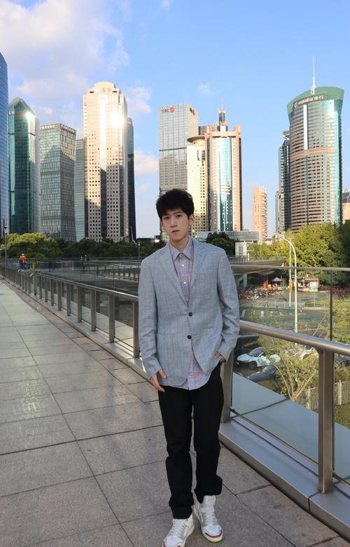 笑语红尘中 (hazelen) Farcaster social identity (Fname handle) PFP