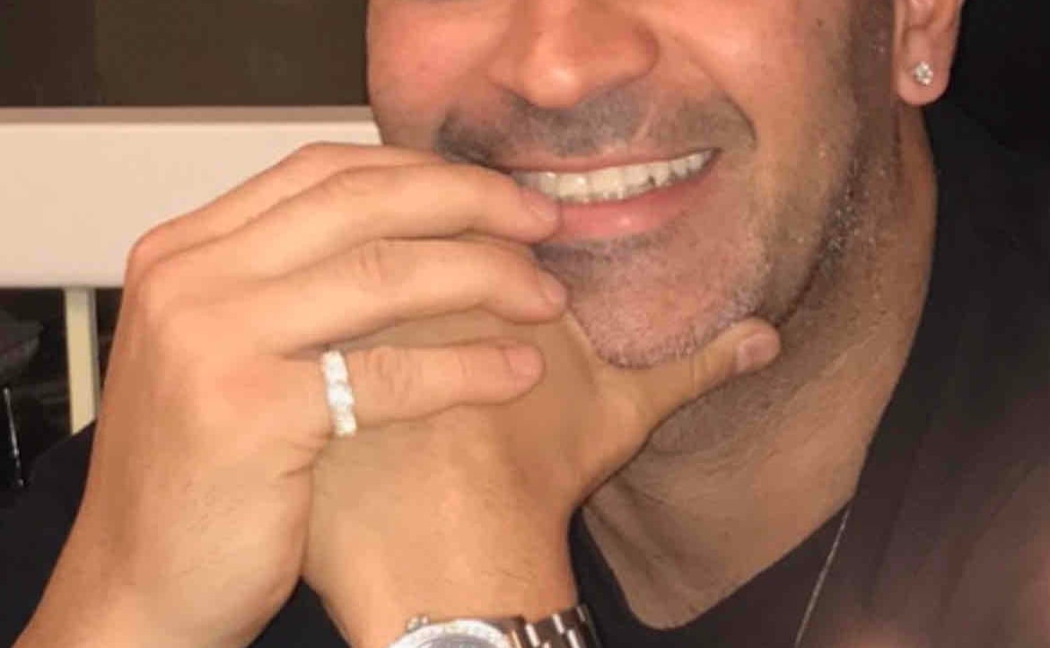 Tax Write Off  (3107406230) Farcaster social identity (Fname handle) PFP