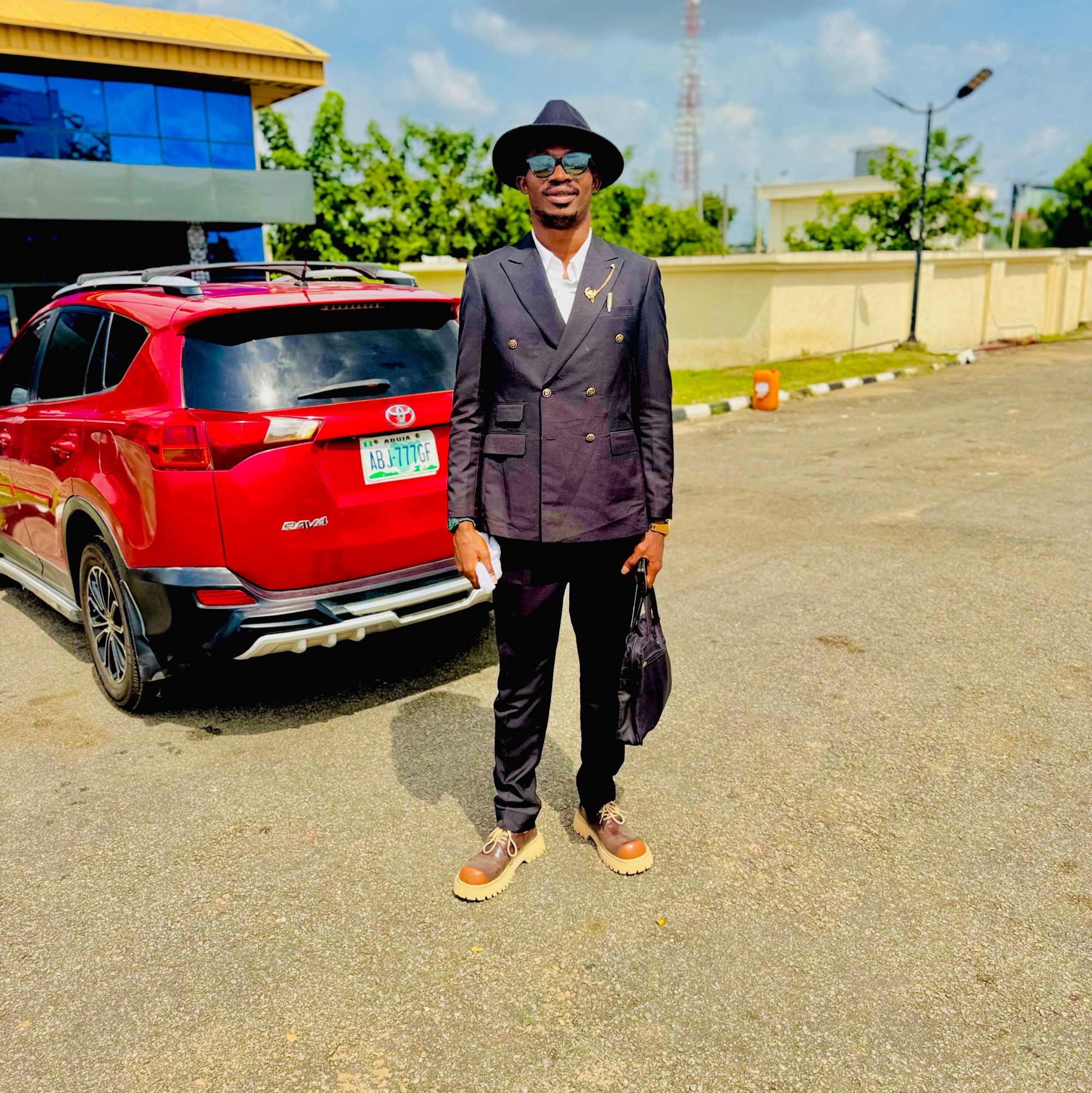 ambassadorgold pfp