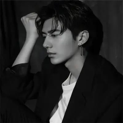 laiyiyu pfp