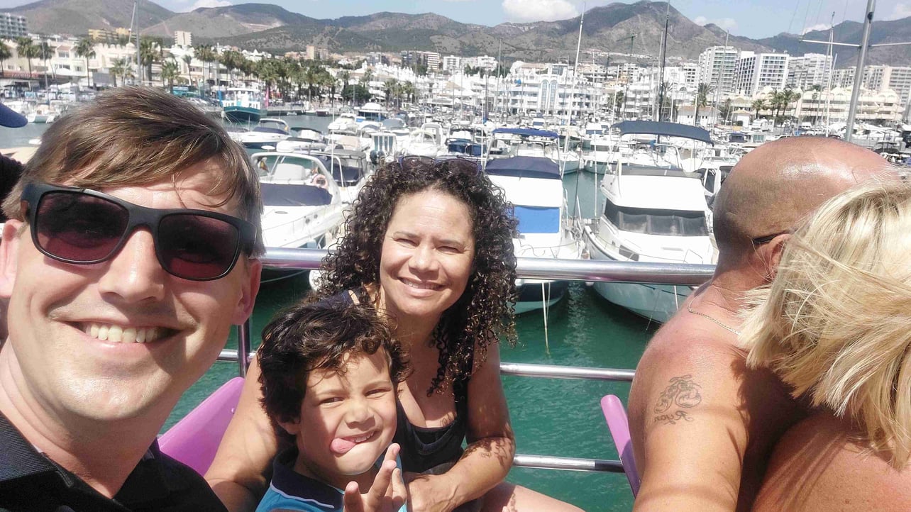 Victoria  (victoriapj) Farcaster social identity (Fname handle) PFP