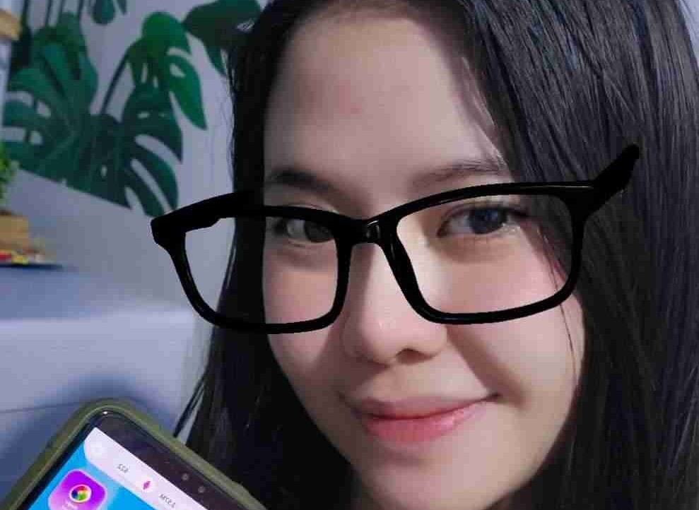 Jessalie (jessalieprondo) Farcaster social identity (Fname handle) PFP