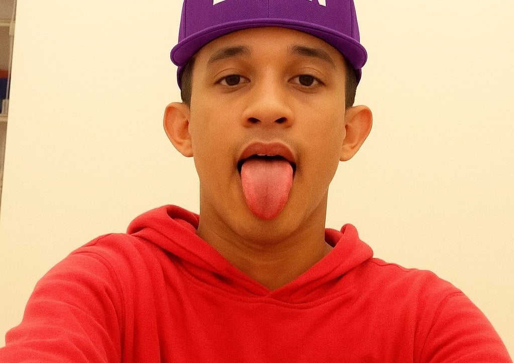 Rajanasuti🎩🍕 pfp