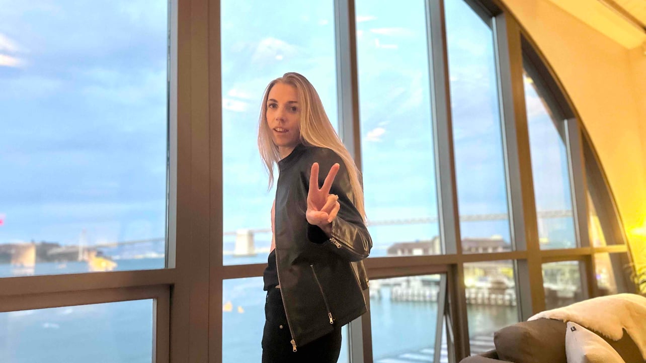 Tove  pfp