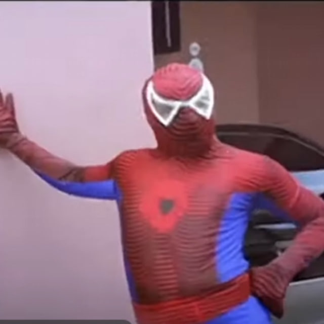 LilSoman.base.eth pfp