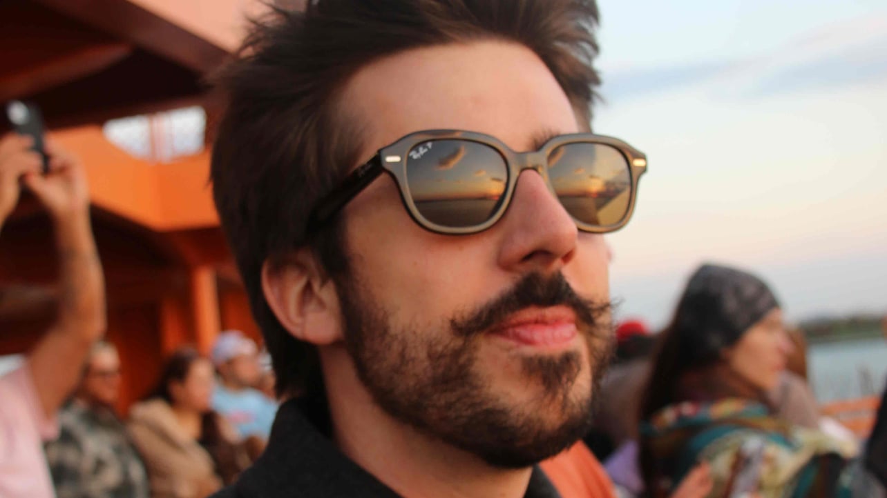 Alex Acuña (alexacu) Farcaster social identity (Fname handle) PFP