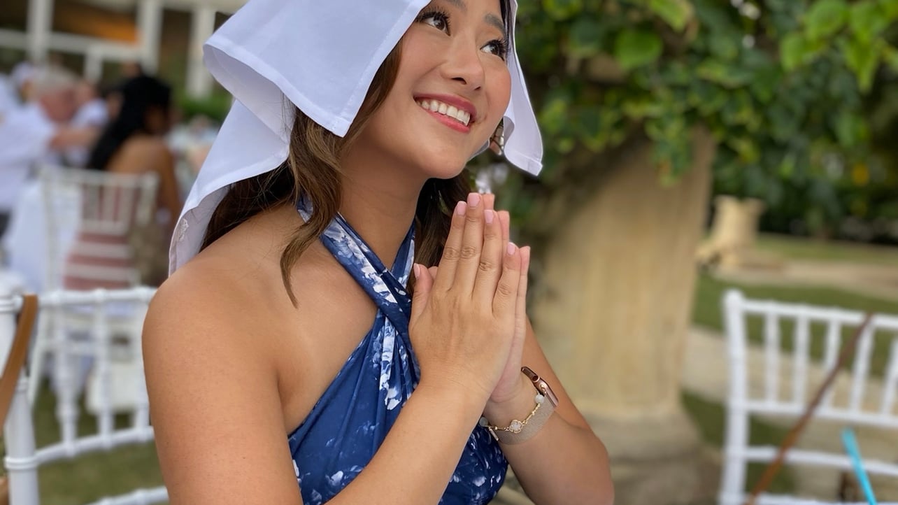Elvi Thio pfp