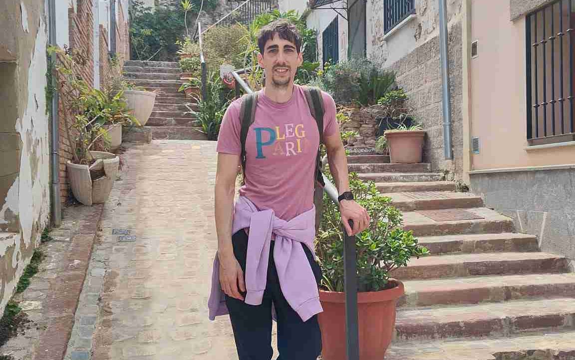 Gabriel  (triario) Farcaster social identity (Fname handle) PFP