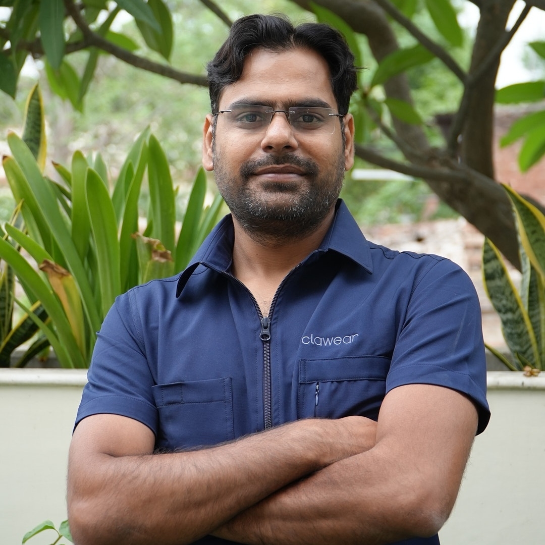 Vijay kewlani's Farcaster avatar