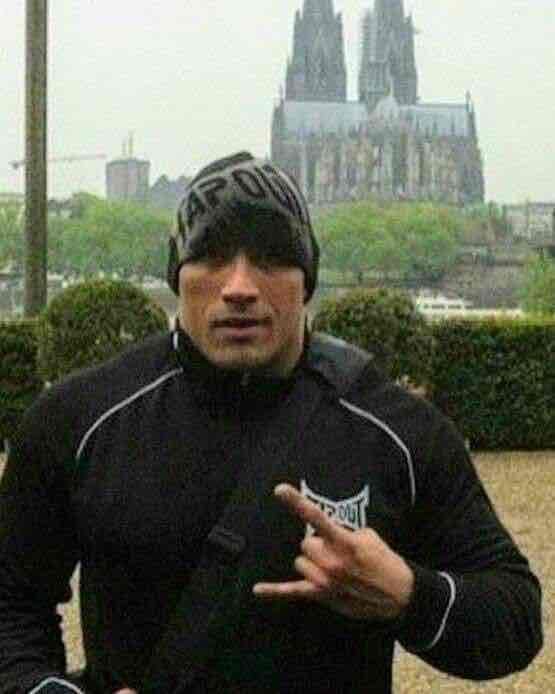 Oleg (abuzerx0) Farcaster social identity (Fname handle) PFP