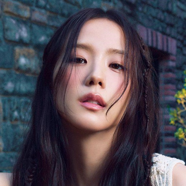 JISOO pfp