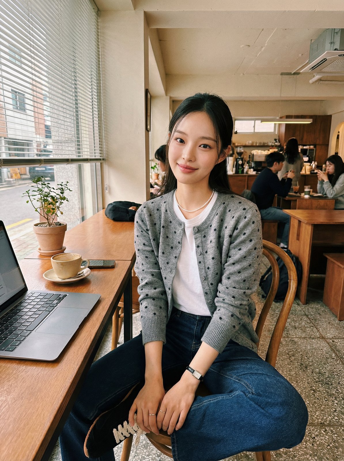 세트 A 결과 4: 카페 내부 분위기