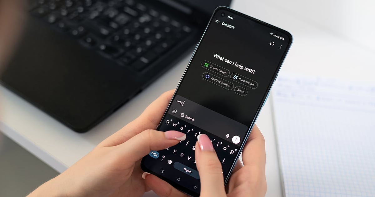 A shopper uses a selfie to preview how a jacket looks on them through Google's virtual try-on feature (Source: Business of Fashion)
